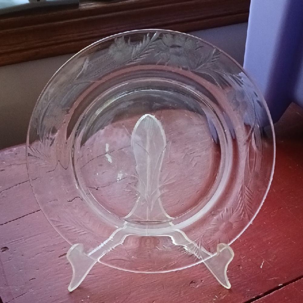Elegant Etched Clear Depression Glass Dinner Plate